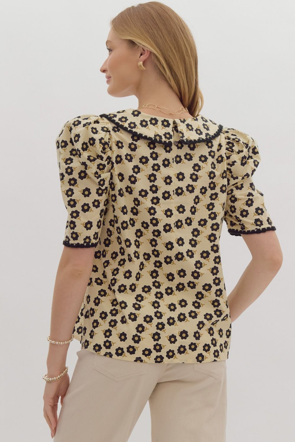 Brinley Oversized Collar Floral Top