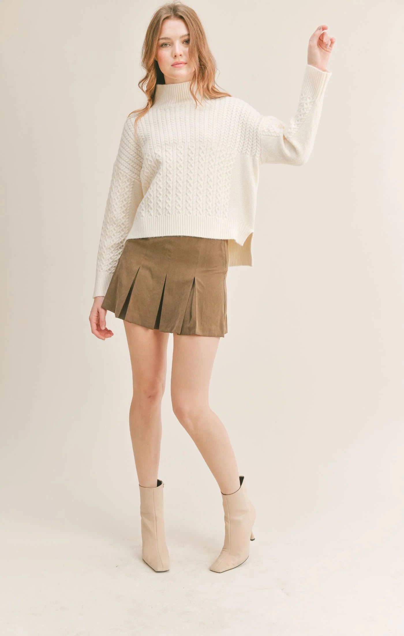 EMBRACE THE SEASON TURTLENECK SWEATER