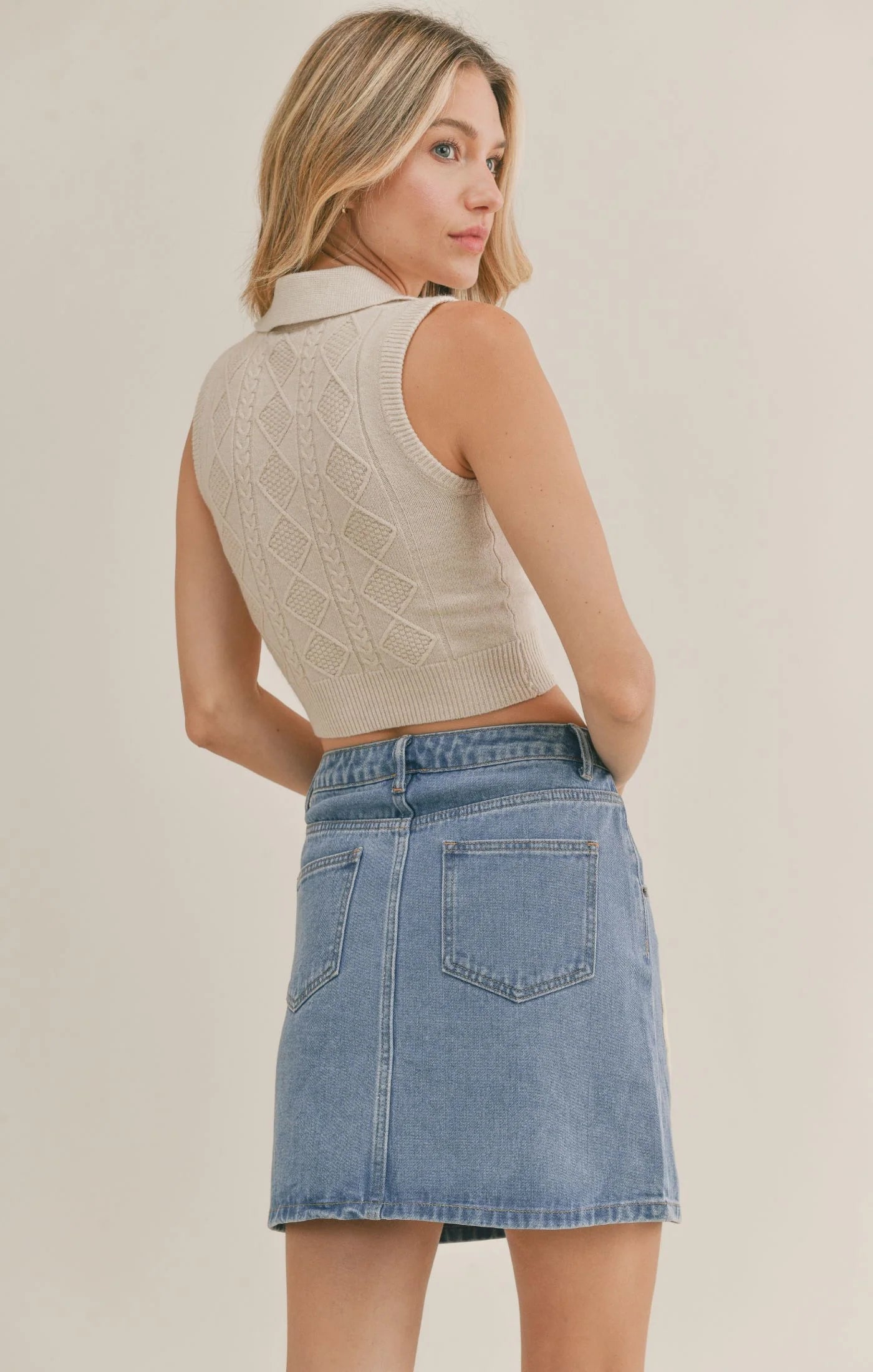 BUTTON UP BUTTERCUP CROP SWEATER VEST