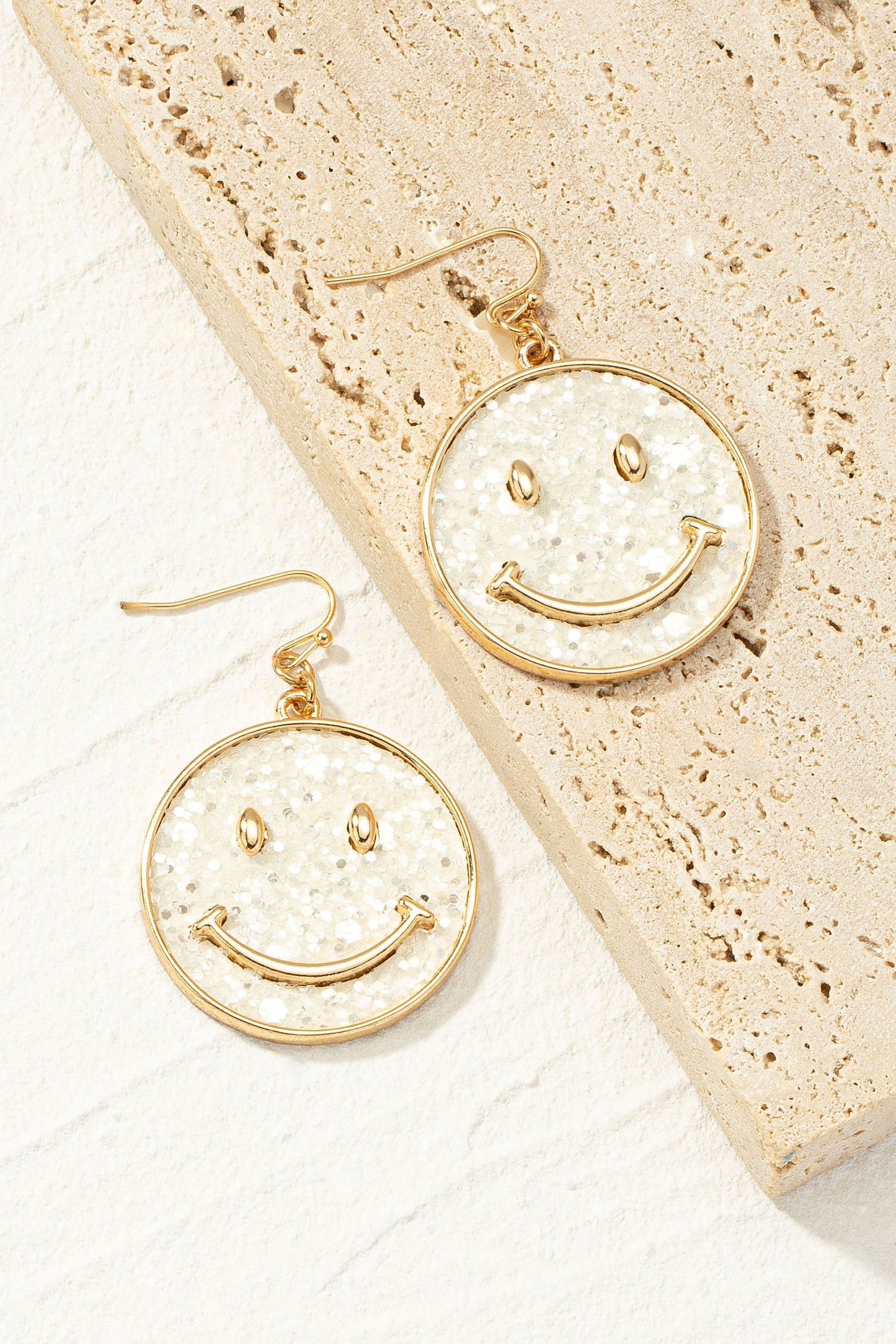 CONFETTI SMILE HOLIDAY EAARINGS