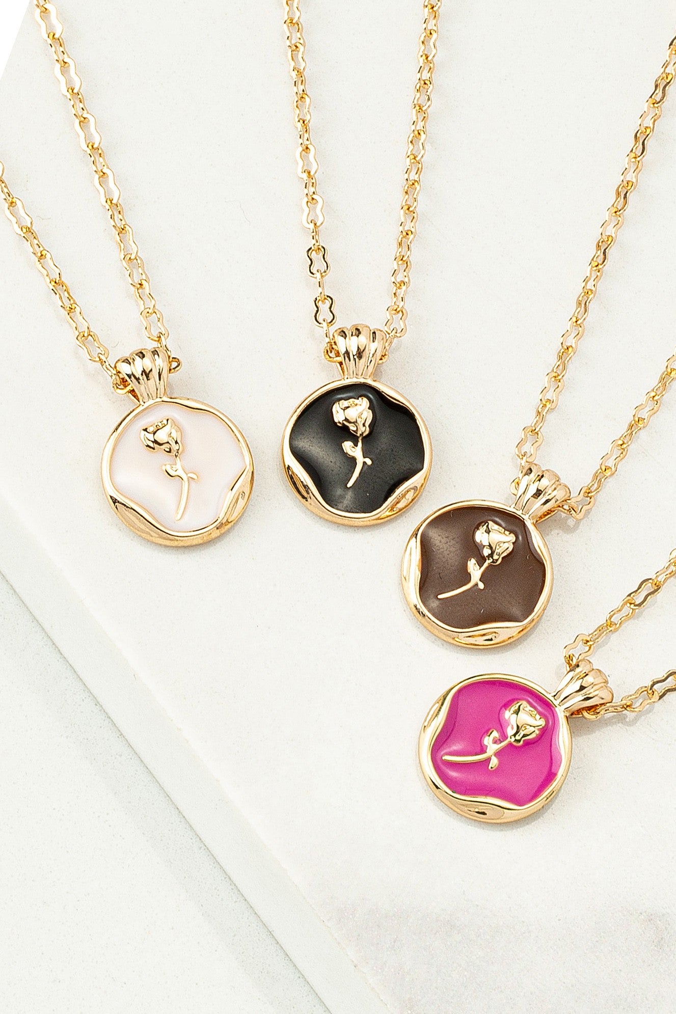 DAINTY ROSE PENDANT NECKLACE