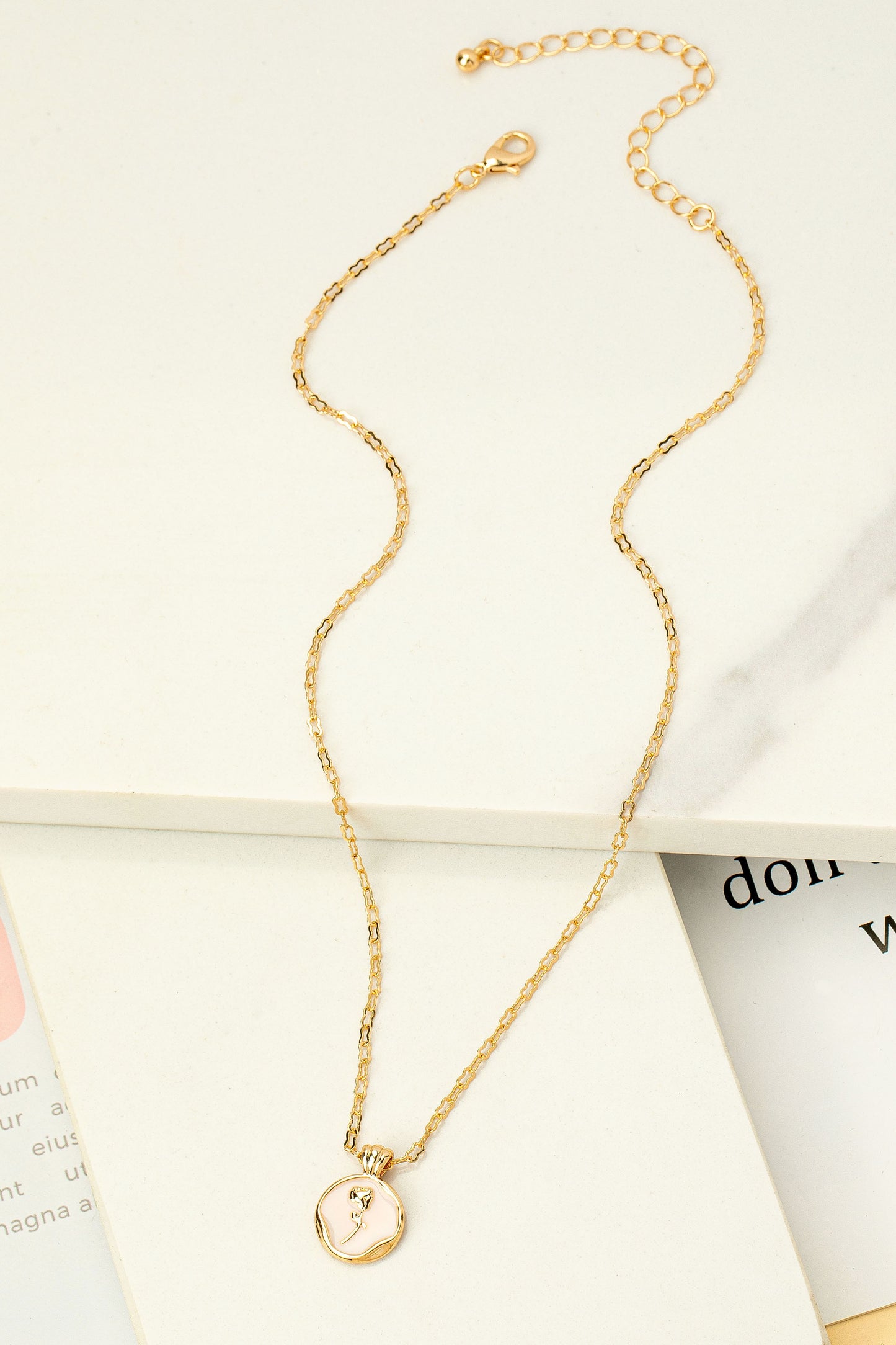 DAINTY ROSE PENDANT NECKLACE