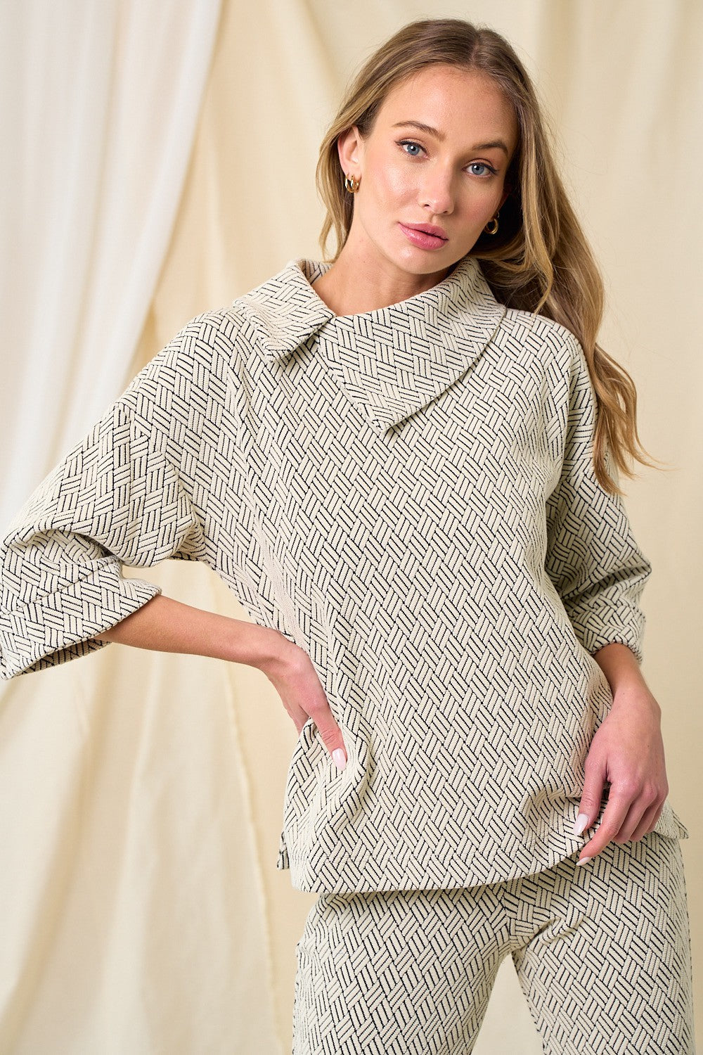 ONE OF A KIND TEXTURED TOP