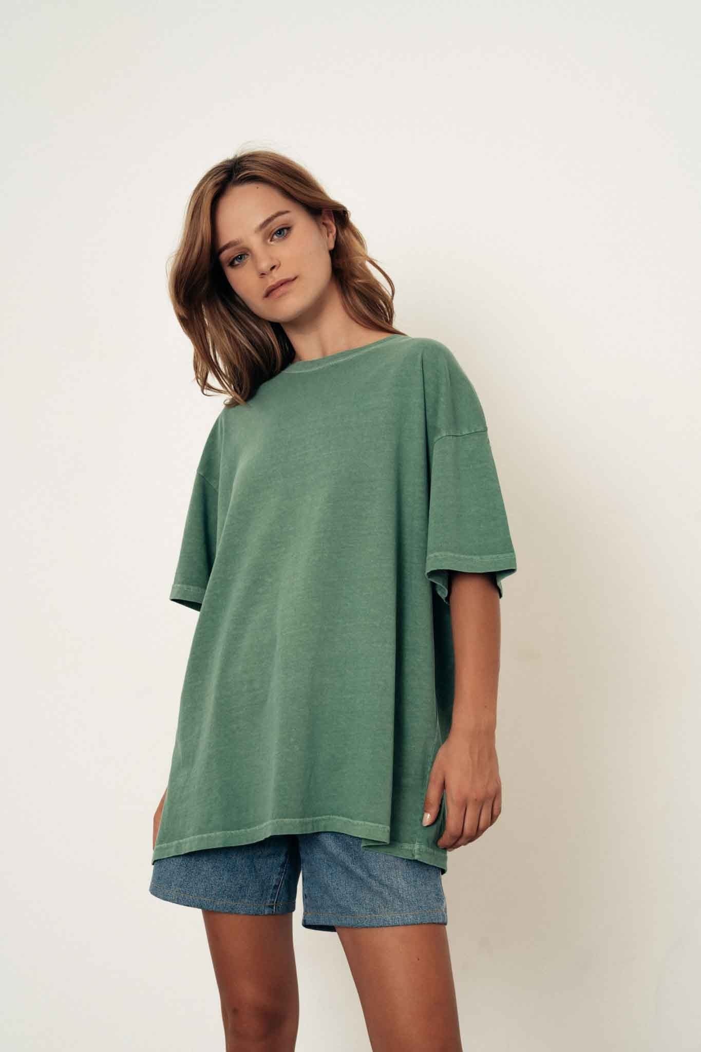 Love the Planet Basic Tee