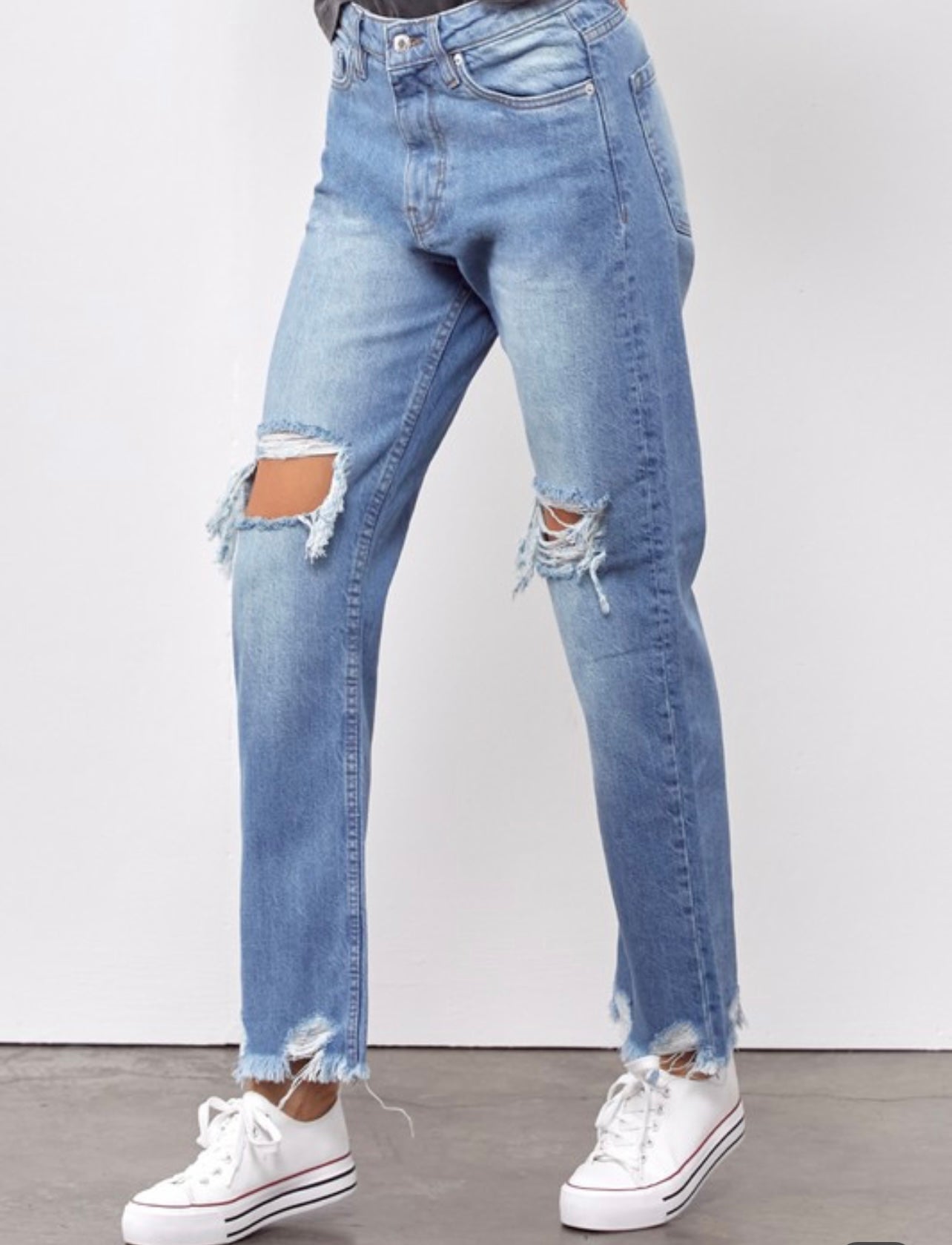 Light Wash Hi-Rise Relaxed Fit Denim Jeans